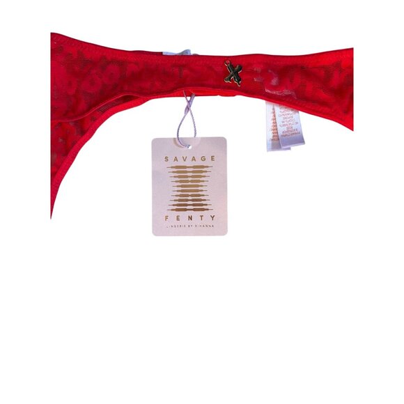 Savage X Fenty Red Lace Garter - Picture 2 of 4